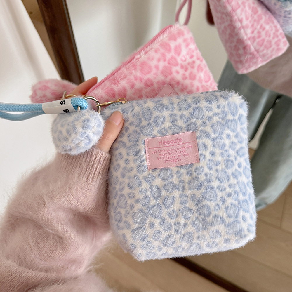Nueva Bolsa de Maquillaje Vint - Skincare D'Alba reseña y precio