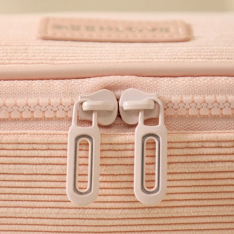 Bolsa de Cosméticos de Pana 20 - Skincare D'Alba reseña y precio